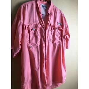 Columbia Sportwear Company Men’s Coral  Short Sleeve Vented Shirt Button Front P